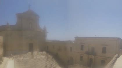 gozo cathedral live cam.